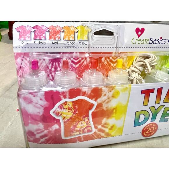 Create Basics Tie Dye Kit, 
9 of 10 colors & rubber bands - Picture 3 of 5